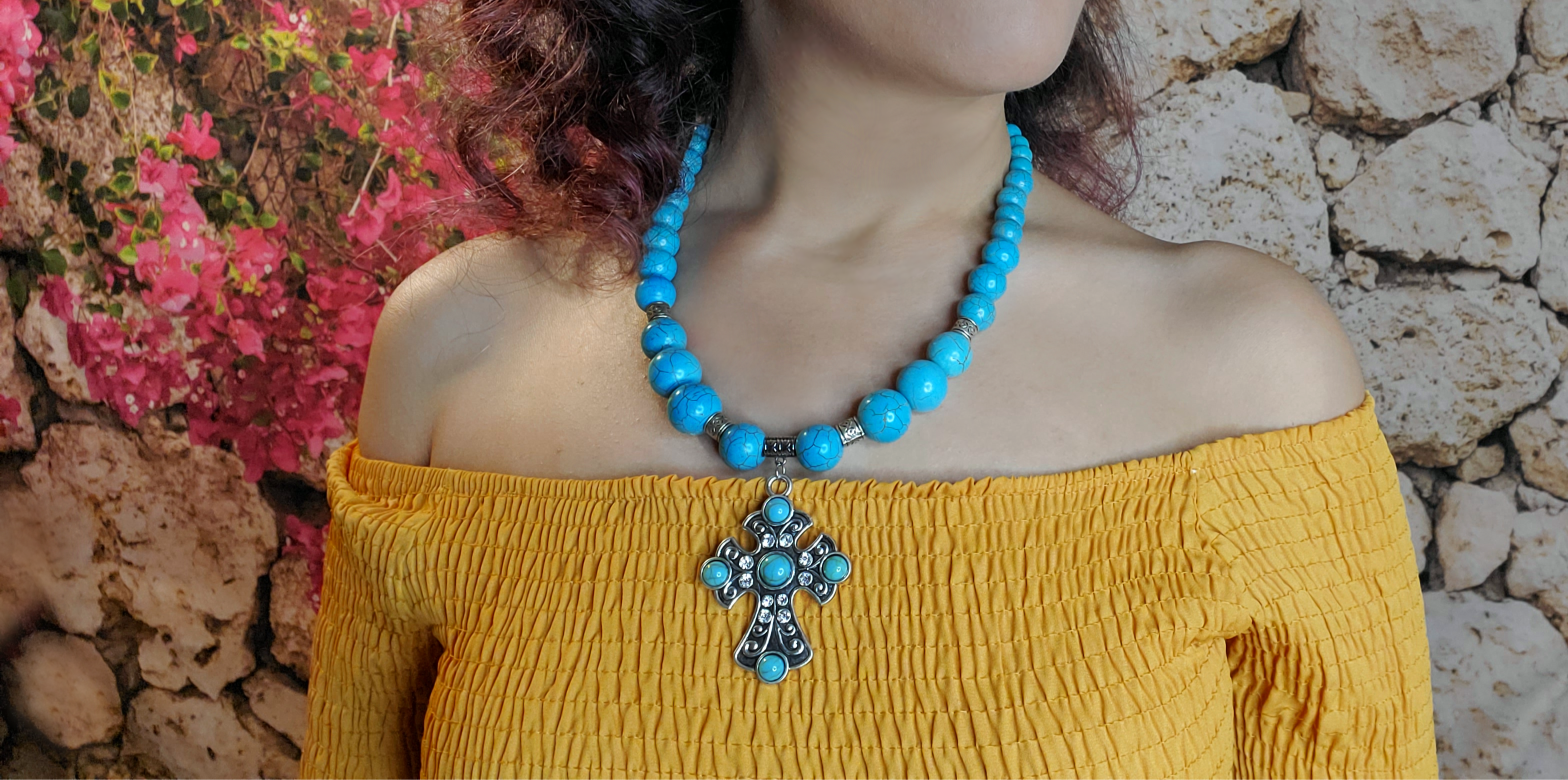 PeTRa'S ACCESSORIES howlite cross necklace